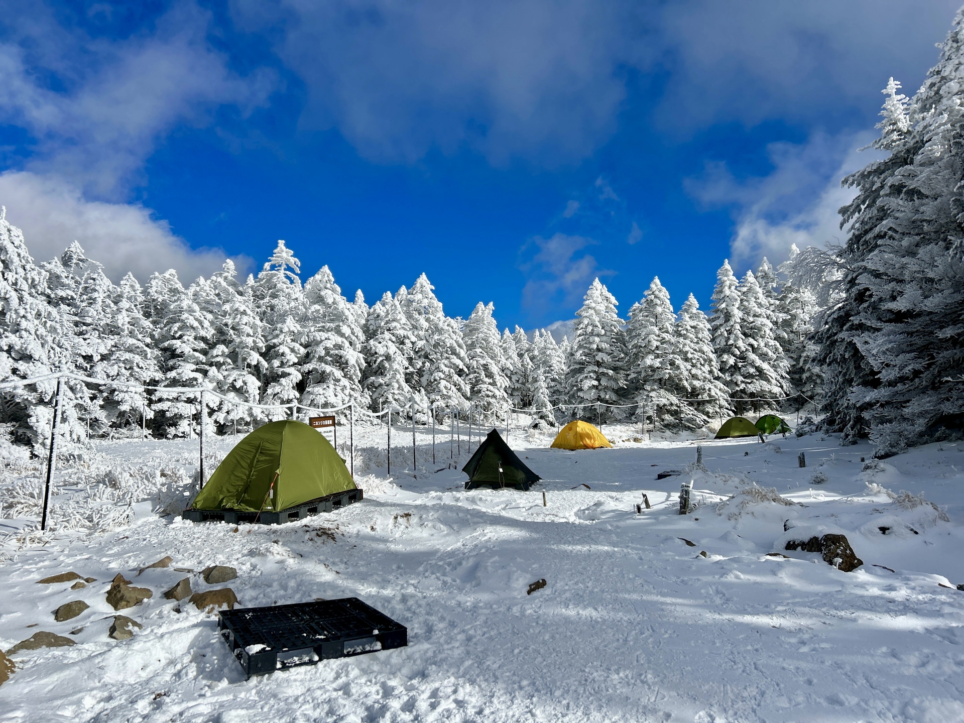 冬こそグランピング】冬グランピングのメリット・デメリットを徹底解説